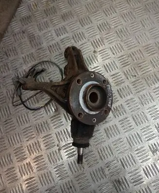 Peugeot 3008 I Front wheel hub spindle knuckle