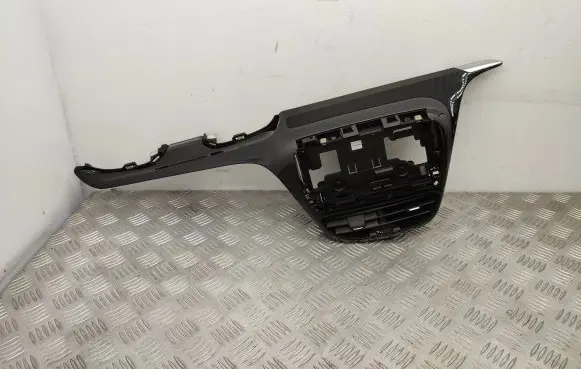 Peugeot 2008 I Dashboard center trim panel 9672848677 9673830077