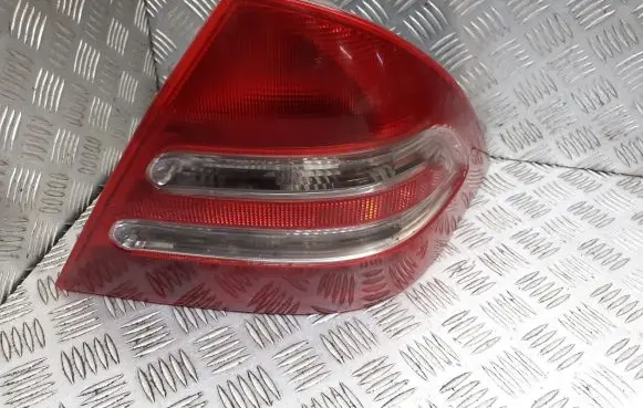 Mercedes-Benz Vito Viano W638 Rear/tail lights 2038200264R