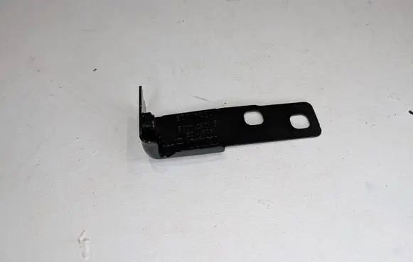 Audi A4 Allroad Fender mounting bracket 8W0821433B 102402S