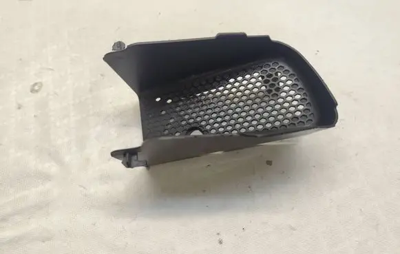 Porsche Macan (95B) Brake cooling air channel/duct 95B121700F