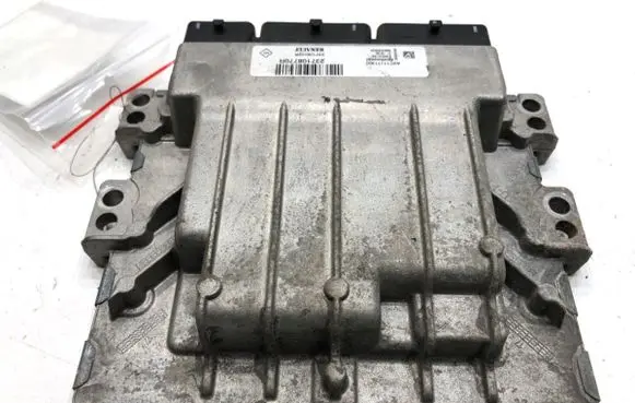 Renault Captur Engine control unit/module ECU 237108770R