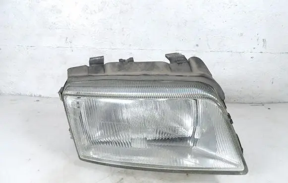 Audi A4 S4 B5 8D Headlight/headlamp 8DO941004
