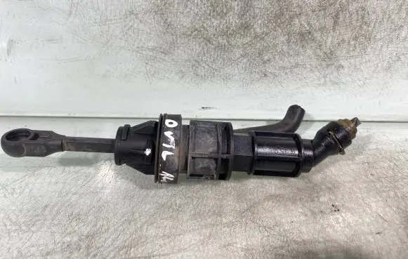 Mitsubishi Outlander Clutch master cylinder