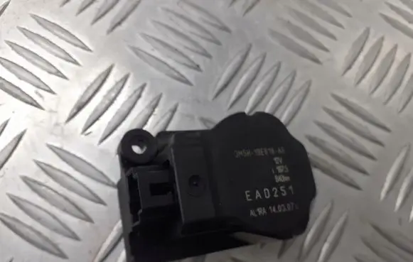 Ford Focus Central body control module 3M5H-19E616-AB