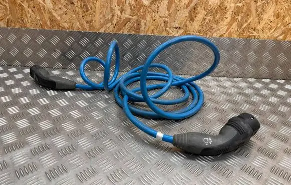 BMW i3 Electric car charging cable 61902350239