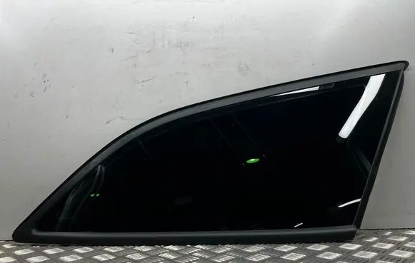Ford Mondeo MK IV Rear side window 43R001583