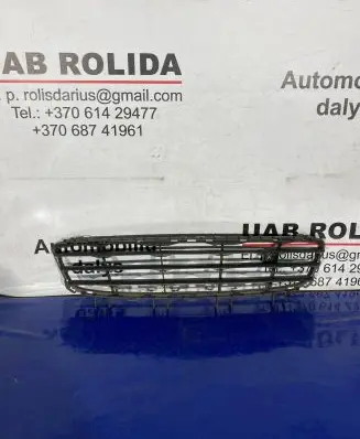 Opel Astra H Front bumper lower grill 24460271