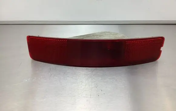 Volvo XC90 Third/center stoplight 020002