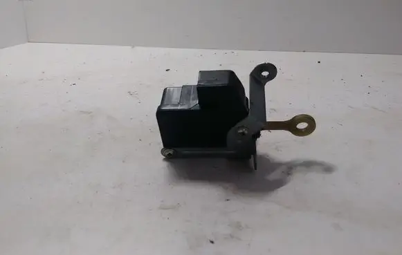 Fuel tank cap lock