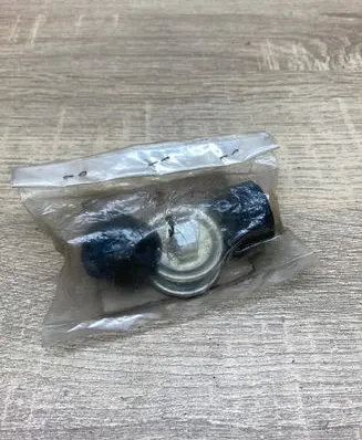 Mitsubishi Pajero Front anti-roll bar/stabilizer link MB831039