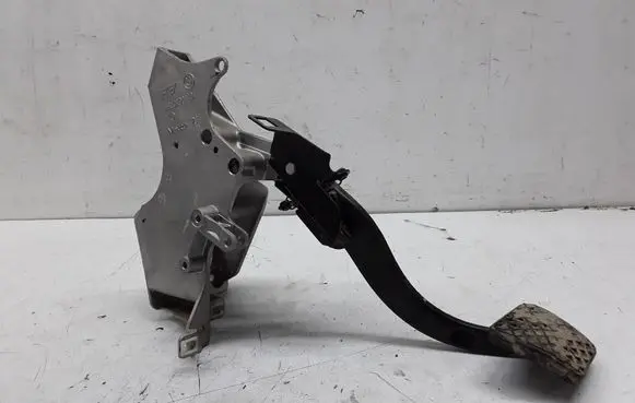 BMW X5 E53 Brake pedal 1165693