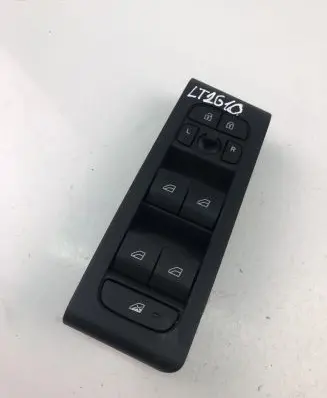 Volvo XC40 Electric window control switch 31456056
