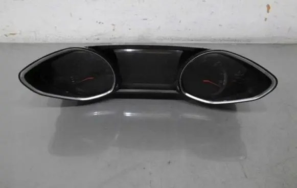 Peugeot 308 Speedometer (instrument cluster)