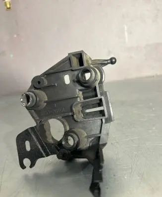 Ford Kuga I Fuel filter bracket/mount holder 1036926S01
