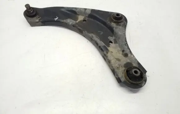Nissan Juke I F15 Front lower control arm/wishbone