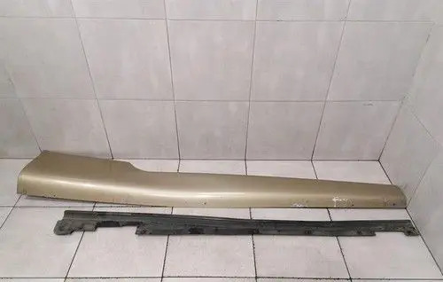 Aston Martin DB9 Side skirt rear trim AG4310609AA
