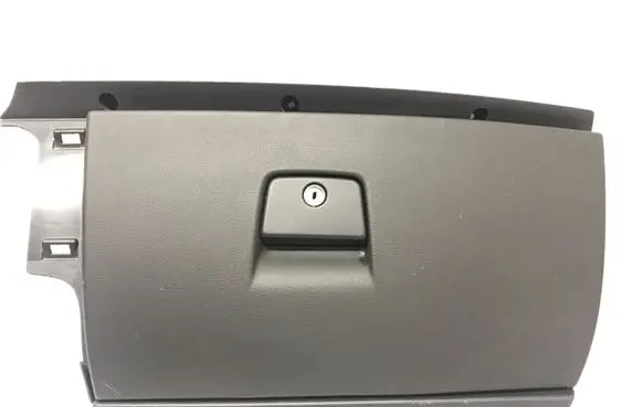 Volvo V50 Glove box 8626141