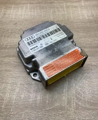 Audi A4 S4 B7 8E 8H Airbag control unit/module 8E0959655G 8E959655G 0285001668