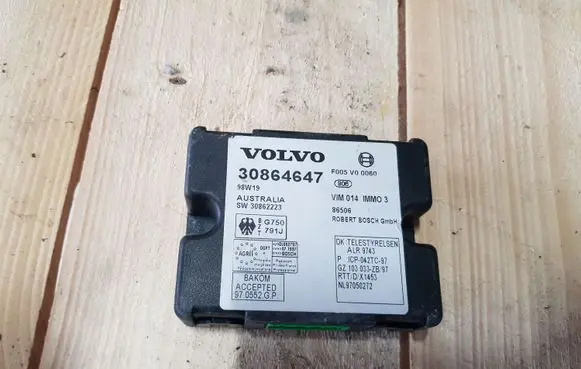 Volvo XC90 Fuel injection pump control unit/module 30769225 4N5T9C105AG 0580001007