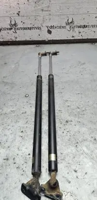 Mitsubishi Grandis Tailgate strut 2BK24MAK0 2BK28MAJ9