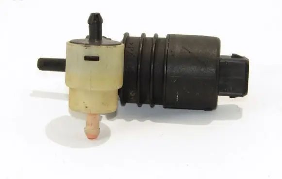 Opel Astra G Windscreen/windshield washer pump