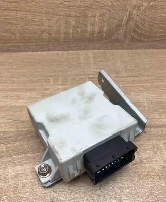 Toyota Avensis T250 Window wiper relay 150696 859400F010A