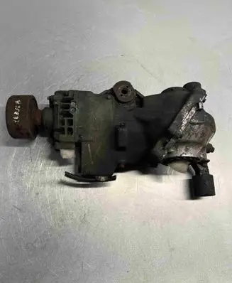 Volvo XC90 Rear differential 08689632