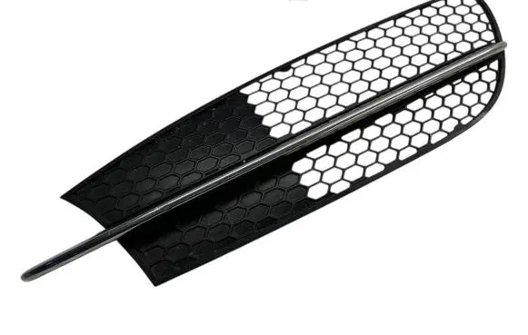 Alfa Romeo 147 Front bumper lower grill 46776670