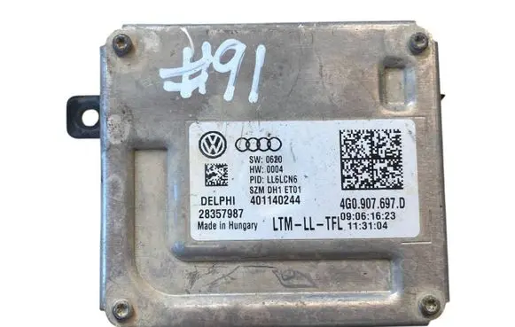 Skoda Yeti (5L) Headlight ballast module Xenon 4G0907697D 401140244 28357987