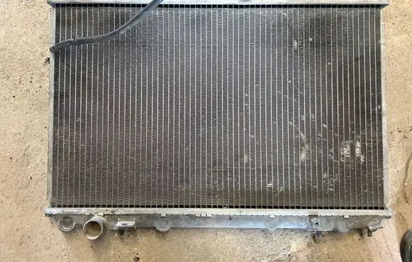 Mitsubishi Carisma Coolant radiator