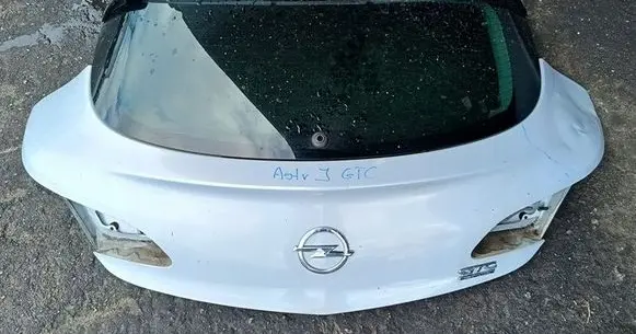 Opel Astra J Tailgate/trunk/boot lid 103KW