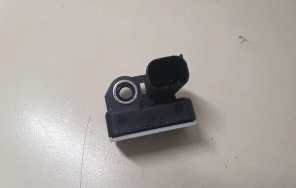 Mercedes-Benz E W212 Airbag deployment crash/impact sensor A0055421218