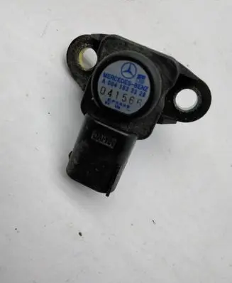 Mercedes-Benz E W211 Air pressure sensor A001533328