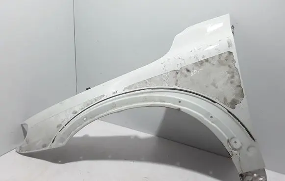 Volvo XC70 Fender