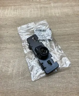 Audi Q5 SQ5 Front parking sensor holder (PDC) 8R0919268L