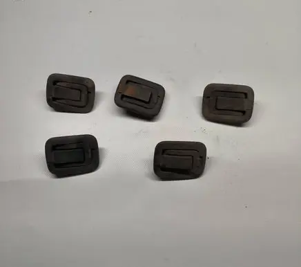 Mitsubishi Pajero Tie down hook / loop 