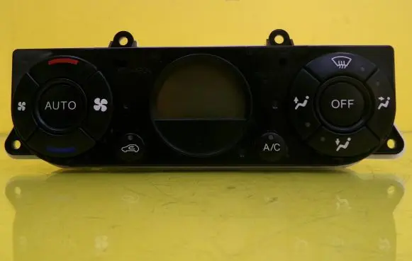 Ford Mondeo Mk III Climate control unit 1S7H18C612AF 1S7H18D422BA