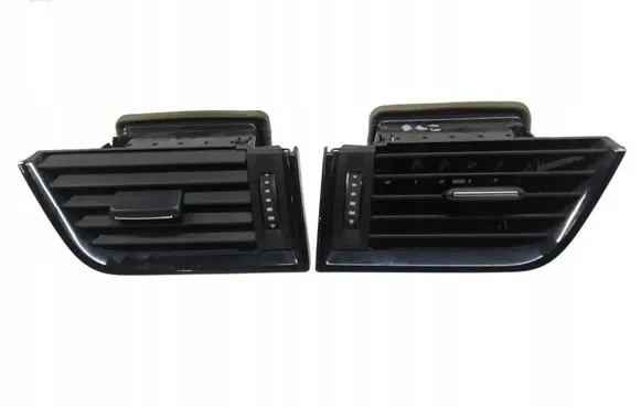 Skoda Octavia Mk3 (5E) Dashboard air vent grill cover trim 5E0820951