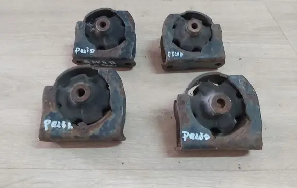 Toyota RAV 4 (XA20) Engine mount vacuum valve 