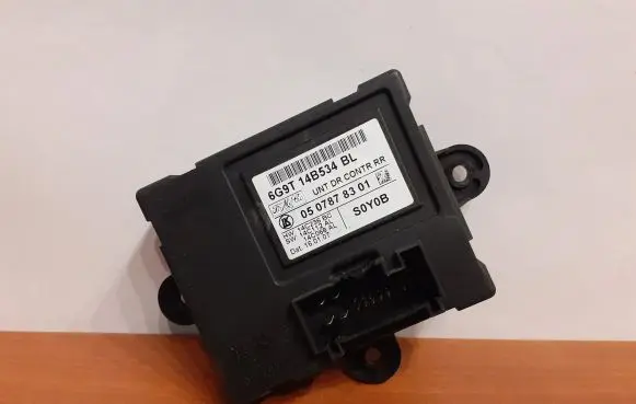 Ford Galaxy Door control unit/module 5482 0507878301