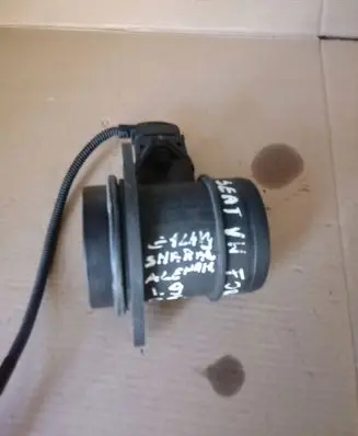 Seat Alhambra (Mk1) Mass air flow meter 06A906461