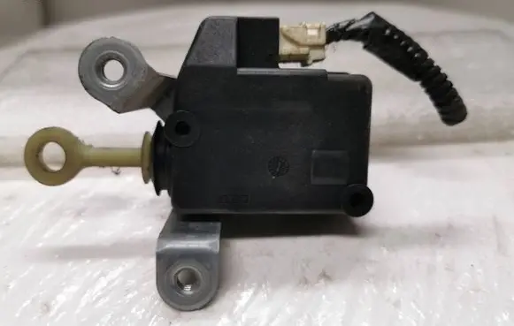 Citroen C1 Fuel tank cap lock 3707