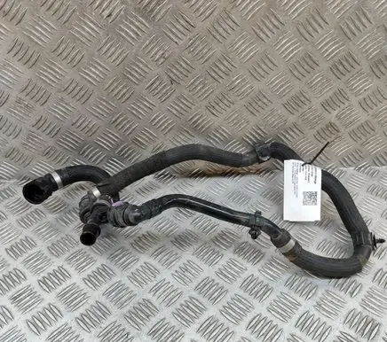 Jaguar I-Pace Engine coolant pipe/hose J9D38D128AB STU4102155