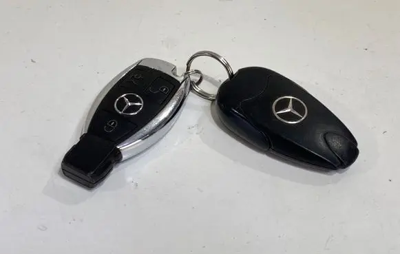Mercedes-Benz GLE (W166 - C292) Ignition key/card 