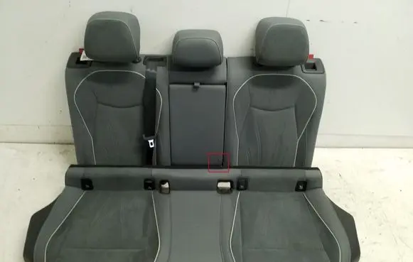 Volkswagen PASSAT B9 Rear seat 