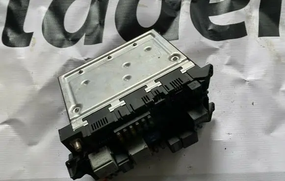 Mercedes-Benz E W211 Comfort/convenience module A2115453101 2115453101