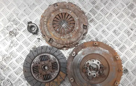 Citroen Xsara Picasso Clutch set kit 9637874680