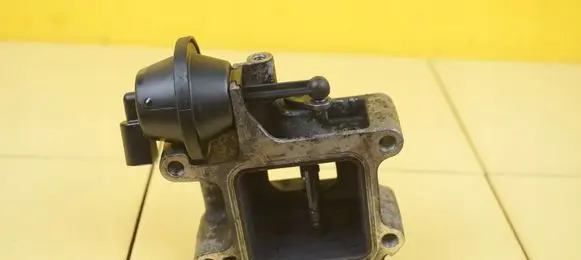 Volvo S60 Throttle body valve D5204T3
