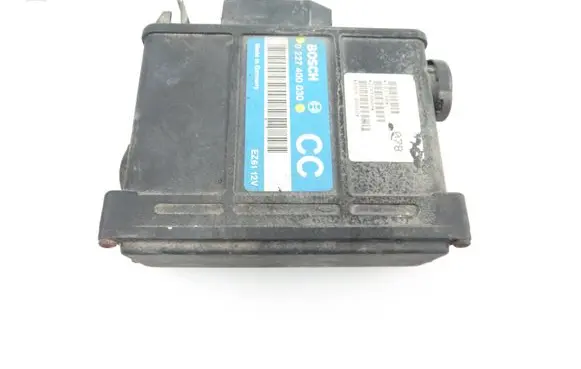 Opel Omega A Engine control unit/module 0227400030